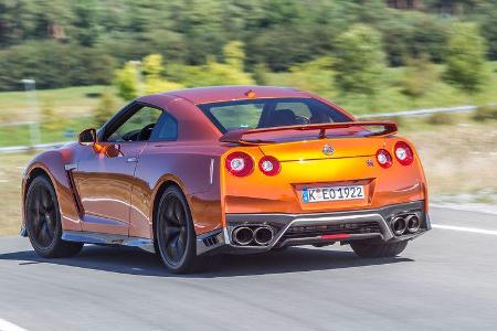 Nissan-GT-R-Black-Edition-Einzeltest