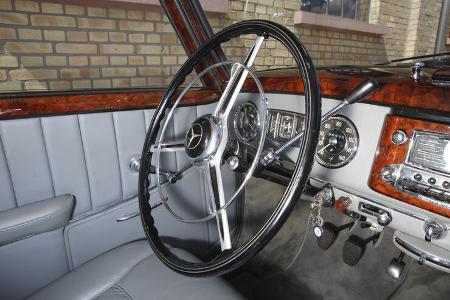 Mercedes-Benz 220, W 187, Baujahr 1951-1955