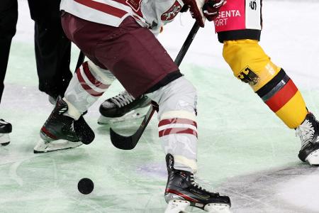 Eishockey: U20 startet mit Niederlage in WM Eishockey: U20 startet mit Niederlage in WM