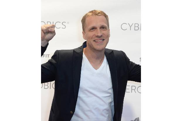 2007 ging 'Schmidt & Pocher' an den Start, fortan blödelte der Moderator gemeinsam mit dem Comedian Oliver Pocher (Foto). Über den äußerte er sich später jedoch wiederholt negativ, bezeichnete ihn unter anderem als 