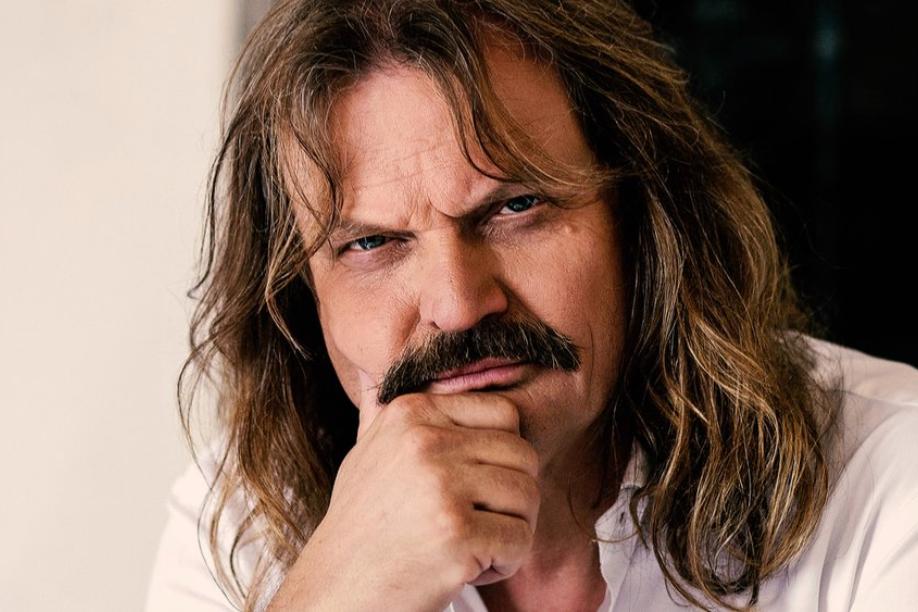 Kein Ruhestand für Leslie Mandoki: