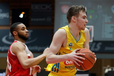 Basketball: Alba muss auf Delow verzichten Basketball: Alba muss auf Delow verzichten