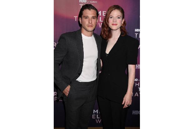 Kit Harington und Rose Leslie waren in 'Game Of Thrones' ein Paar, und es funkte auch nach Drehschluss zwischen den beiden.