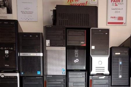 Die Computertruhe e.V. bringt alte PCs und andere Hardware wieder in Schuss und verteilt sie anschließend an bedürftige Personen und gemeinnützige Vereine.