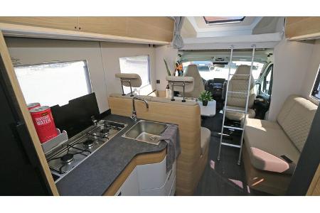 Adria Coral XL 650 SP (2023)