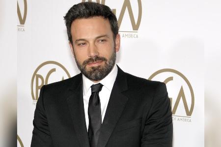 Deshalb musste Ben Affleck nach Traumhochzeit mit J.Lo direkt abreisen Deshalb musste Ben Affleck nach Traumhochzeit mit J.Lo direkt abreisen