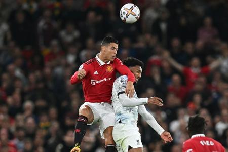 Medien: Neapel verhandelt mit Ronaldo Medien: Neapel verhandelt mit Ronaldo
