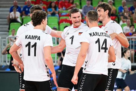 Bei WM-Rückkehr: Volleyballer verlieren Auftaktspiel Bei WM-Rückkehr: Volleyballer verlieren Auftaktspiel
