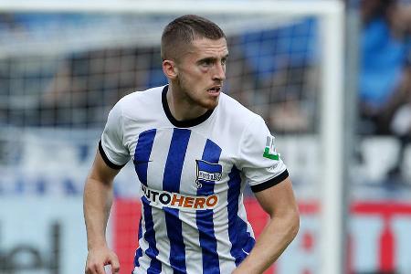 ABWEHR: Jonjoe Kenny - Note: 3,0 - Hatte auf seiner rechten Seite teilweise Probleme, wenn Guerrero aufrückte und Überzahl schuf. Insgesamt aber durchgängig deutlich näher dran an den Gegenspielern als Mitspieler Plattenhardt auf der anderen Seite. Setzte vorne zudem immer wieder gute Impulse. Hätte aus er zweiten Reihe beinahe einen Treffer erzielt (3.).