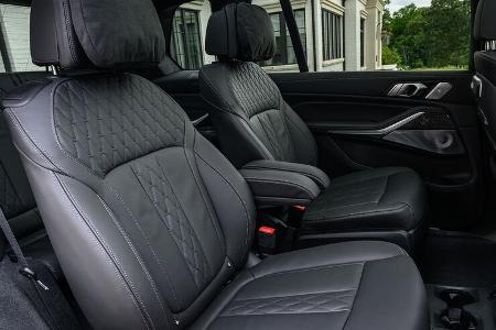 BMW X7 M60i