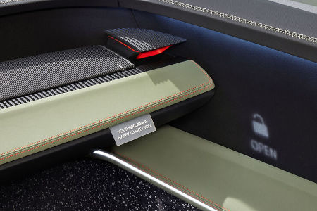 Skoda Vision 7S (2022) 