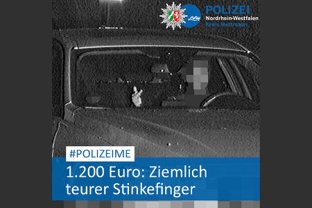 Blitzerfoto Stinkefinger