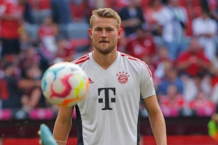 Platz 7: Matthijs de Ligt - Für 67 Millionen Euro von Ajax zum FC Bayern - mit Bonuszahlungen sollen 77 Millionen Euro möglich sein