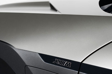 BMW XM V8 Hybrid