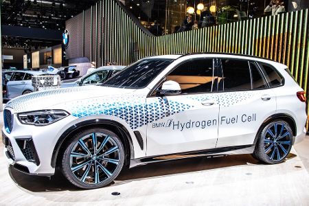 Alternativer Antrieb: Die Idee des Wasserstoff-Autos lebt