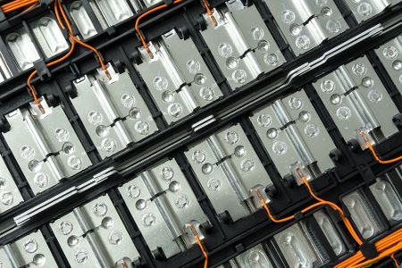 Alternativer Antrieb: Die Idee des Wasserstoff-Autos lebt