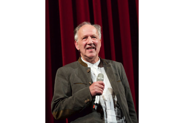 Skurril ging es immer zu bei Werner Herzog. So schloss er mit den Darsteller*innen seines zweiten Films 