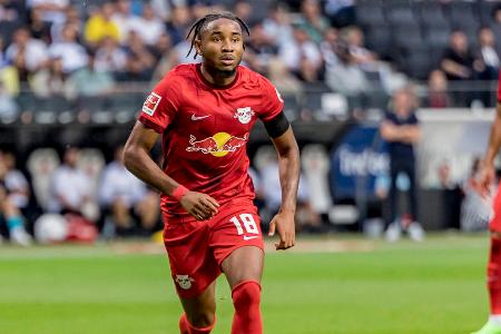 Christopher Nkunku - 2016, 2018 und 2019 wurde der Mittelfeldmann mit Paris Meister. Unterschrieb 2019 in Leipzig. Verlängerte seinen Vertrag in diesem Sommer bis 2026.