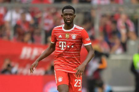Tanguy Nianzou - Lief von 2016 bis 2019 für den PSG-Nachwuchs auf. Wurde 2019/20 mit Paris Meister. Im Sommer 2020 wechselte der Abwehrspieler zum FC Bayern. Unterschrieb im August beim FC Sevilla. Der FCB hat eine Rückkaufoption.