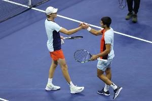 Krimi bis 2.50 Uhr: Alcaraz und Sinner sorgen für Rekord