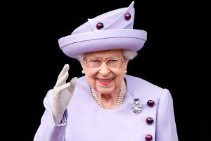 Sorge um Queen Elizabeth II.: Sie wird permanent von Ärzten überwacht