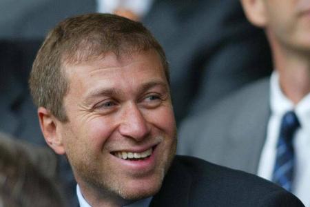 Juni 2003 - Roman Abramowitsch kauft den FC Chelsea