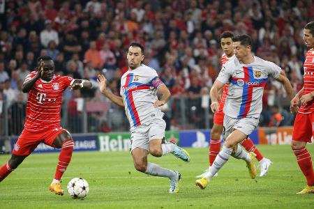 FC Bayern vs. FC Barcelona: Noten und Einzelkritik - Am 2. Spieltag der Champions-League-Gruppenphase gewinnt der FC Bayern eine rasante Partie gegen den FC Barcelona mit 2:0 (0:0). Die Katalanen bestimmten die Partie über weite Strecken, die Münchner hingegen nutzten ihre Chancen eiskalt. Alle Akteure in der Einzelkritik.