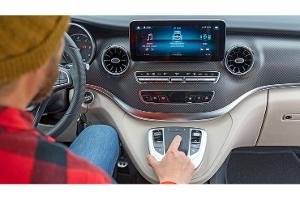 Dieser Mercedes ist ein mobiles Smart Home