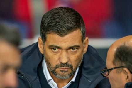 Nach 0:4-Pleite: Porto-Coach und Familie im Auto attackiert Nach 0:4-Pleite: Porto-Coach und Familie im Auto attackiert