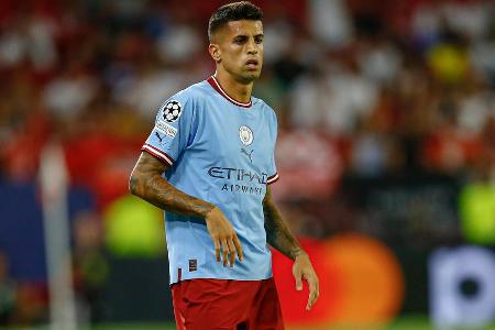 Joao Cancelo - Note 2,0 - Kurbelte das Spiel über die linke Seite an und hatte mit die meisten Ballkontakte aller Akteure. Sein einziger Abschluss rauschte in den Oberrang (26.). Umso überragender seine Außenrist-Flanke, die Haaland ebenso sehenswert zum Siegtreffer verwertete (84.).