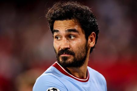 Ilkay Gündogan (bis 58.) - Note 5,0 - Der deutsche Nationalspieler führte City als Kapitän aufs Feld. Nahm in der Schaltzentrale überraschend wenig am Spiel teil. Setzte in der Offensive praktisch keine Akzente und hatte nach nicht einmal einer Stunde vorzeitig Feierabend.