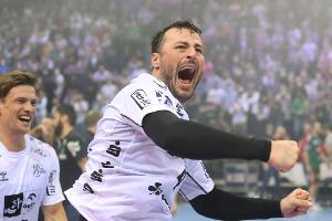 Handball: Kiel bleibt vorn - Flensburg und Füchse siegen