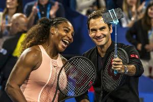 Williams begrüßt Federer im "Rentner-Klub"