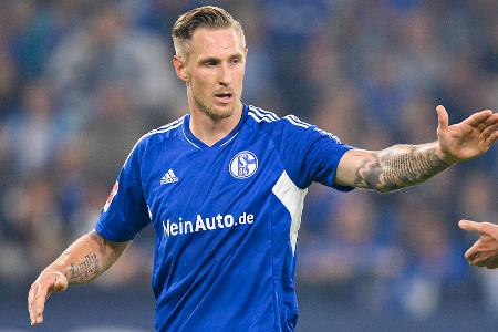 Sebastian Polter (ab 58.) - Note 4,5 - Lieferte sich einige physische Duelle im Dortmunder Strafraum, kam aber nie wirklich in eine gute Abschlussposition. Der Dortmund-Schreck, der in seinen letzten drei Spielen gegen den BVB vier mal traf, blieb im Derby blass.