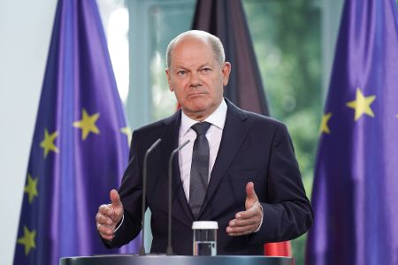 Diskussion um Kampfpanzerlieferungen Scholz