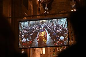 Über vier Milliarden Menschen sahen das Staatsbegräbnis der Queen