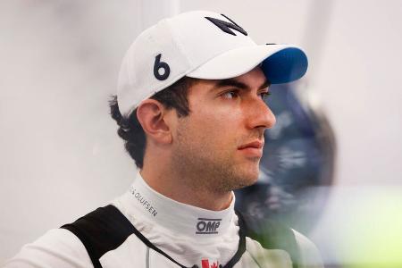 Latifi auf dem Weg in den Ruhestand - Die Restzweifel am Williams-Aus von Nicholas Latifi wurden in Monza beseitigt. Der Kanadier ließ sich von Ersatzmann Nyck de Vries deklassieren, obwohl dieser ohne Vorbereitung in den FW44 einstieg. Die letzte Hoffnung Latifis sind die Millionen, die seine Sponsoren mitbringen. Doch selbst das Geld wird ihn diesmal nicht vor dem Aus bewahren.