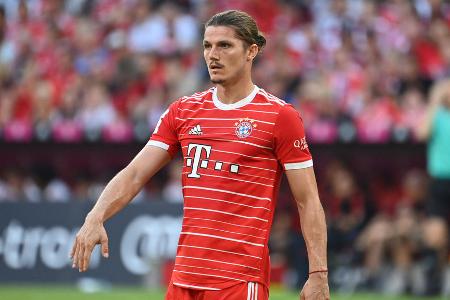 Gewinner: Marcel Sabitzer - Viele wollten den Österreicher nach seiner schwachen Debütsaison in München bereits abschreiben, doch Julian Nagelsmann glaubte an seine Fähigkeiten - und behielt Recht. Auch wenn Sabitzer offensiv noch zulegen kann, hat er bewiesen, auf dem geforderten Top-Niveau beim FC Bayern mithalten zu können. Fünf Startelf-Einsätze in der Liga sprechen für sich.