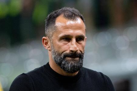 Gewinner: Hasan Salihamidzic - Zwar sind bislang nicht alle Deals des Sportvorstands Volltreffer, dennoch hat sein Ansehen vom Transfer-Sommer 2022 massiv profitiert. Der Kader wurde verjüngt und in der Breite verstärkt - und das alles mit einem vergleichsweise überschaubarem Minus von 'nur' etwas mehr als 30 Millionen Euro.