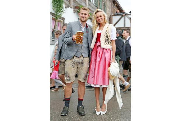 Neuzugang Matthijs de Ligt hatte Model-Freundin Annekee Molenaar dabei