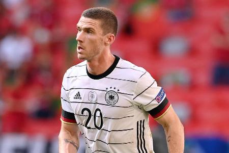 Robin Gosens (Inter Mailand) - Bei der EURO im letzten Jahr noch einer der wenigen Helden, in der Folge aber auf der Suche nach der Form. Sein Wechsel zu Inter zahlte sich unter anderem wegen einer schwereren Verletzung bislang nicht aus. Muss sich derzeit hinter Raum einsortieren.