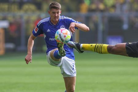 Gewinner: Florian Flick - Als Abräumer vor der Abwehr eine der großen Überraschungen der jungen Saison. Zuletzt drei Mal in Folge über 90 Minuten auf dem Rasen. Erledigt seinen Job auf der Sechs solide.