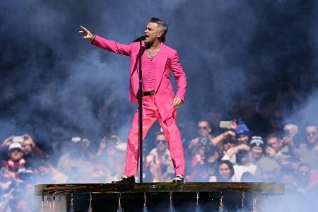Mega-Auftritt: Pinker Robbie Williams rockt die Bühne in Australien