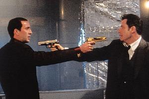 "Im Körper des Feindes" wird 25: Cage und Travolta in Höchstform