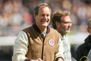 St.-Pauli-Boss Göttlich fordert Lösung für "Systemsprenger"