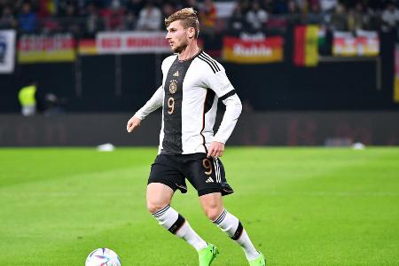 Timo Werner (ab 46.) - Note: 3,5 - Brachte als echter Mittelstürmer mehr Dynamik und Tiefe ins deutsche Spiel und tauchte teilweise in guten Positionen auf. Ließ dort aber die Kaltschnäuzigkeit vermissen. Die Drei-gegen-eins-Aktion Mitte der zweiten Halbzeit muss mit einem Tor enden (60.). Ließ später eine weitere Top-Chance aus (62.). Legte immerhin das erste Havertz-Tor auf.