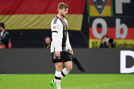 ANGRIFF: Timo Werner (bis 70.) - Note: 5,0 - Wurde von den Mittspielern mit vielen tiefen Zuspielen gesucht, die aber praktisch nie ankamen. Wirkte so über weite Strecken der Partie isoliert. Kam im ersten Durchgang lediglich auf sieben Ballkontakte - nur einer davon im Sechzehner. Traf später bei seiner einzigen Chance den Ball nicht richtig (57.).
