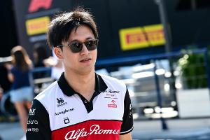 Alfa Romeo verlängert mit Zhou