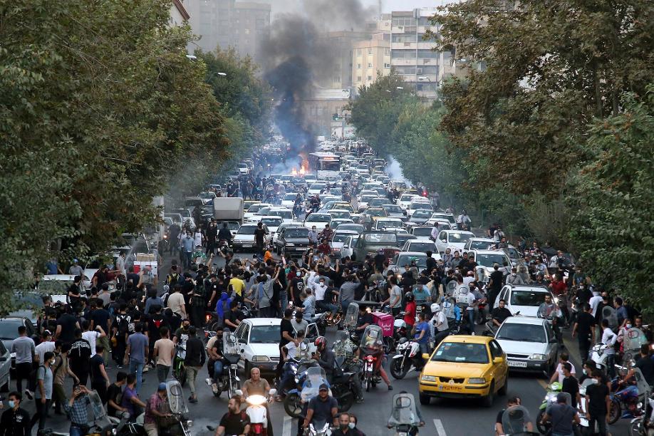 Demonstranten protestieren am vergangenen Mittwoch in Teheran.