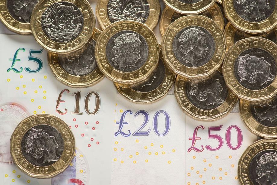 Ein stärkerer Dollar und Zweifel an den Haushaltsplänen von Premierministerin Truss haben das britische Pfund am Montag auf ein Rekordtief gedrückt.